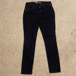 Old Navy, size 6, black jeans, sweetheart style